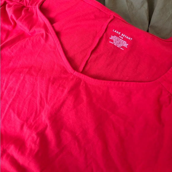 Lane Bryant Gathered Shoulder V-neck Tank - Red - Size 34/36 6X - Picture 2 of 5